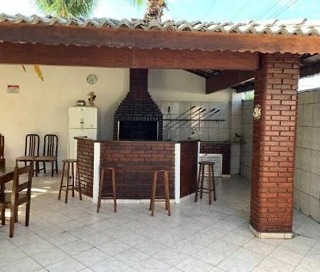 Apartamento 2 Quartos A 5 Minutos A Pe Da Praia Da Enseada غوارويا المظهر الخارجي الصورة